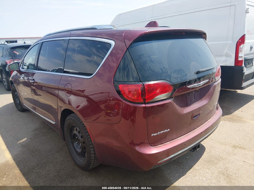 2018 Chrysler Pacifica VIN 2C4RC1GG9JR117512 IAAI salvage auction — NORMAL WEAR, Salvage Title, sold $2,500 on 2026-08-19 (photo 3)