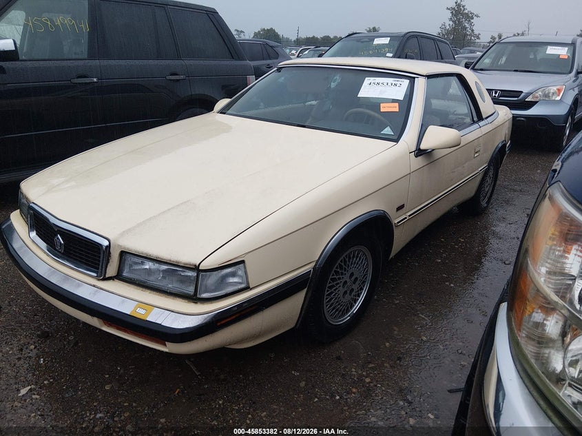 1989 Chrysler Town & country VIN ZC2FR1100KB204237 IAAI salvage auction — NORMAL WEAR, Original (Ohio), sold $350 on 2026-08-20 (photo 2)