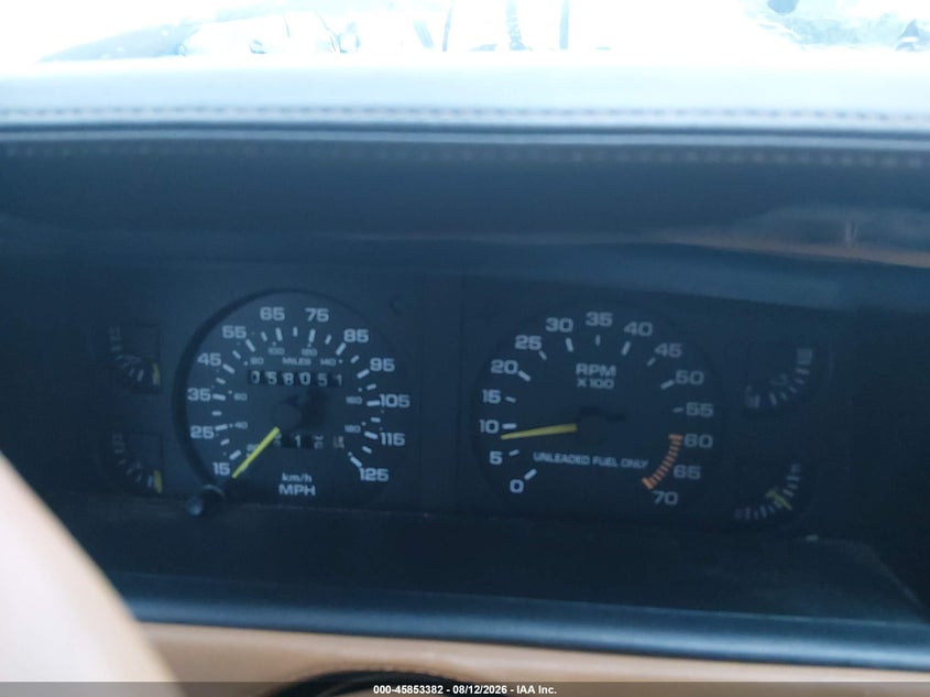 1989 Chrysler Town & country VIN ZC2FR1100KB204237 IAAI salvage auction — NORMAL WEAR, Original (Ohio), sold $350 on 2026-08-20 (photo 7)