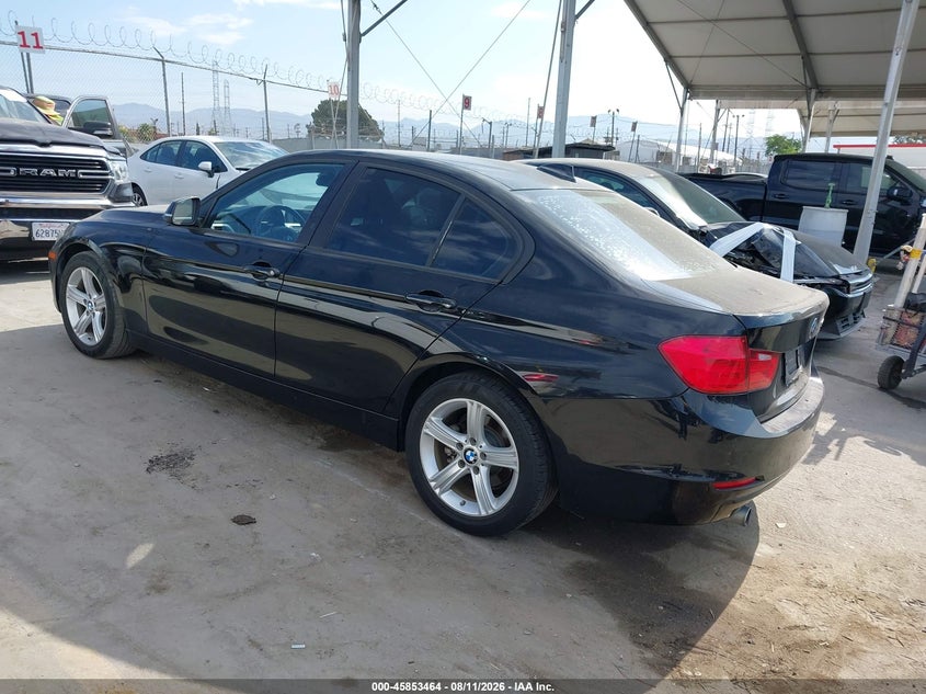 2015 BMW 3er VIN WBA3B1G56FNT04649 IAAI salvage auction — RIGHT REAR, Salvage (California), sold $3,250 on 2026-08-19 (photo 3)