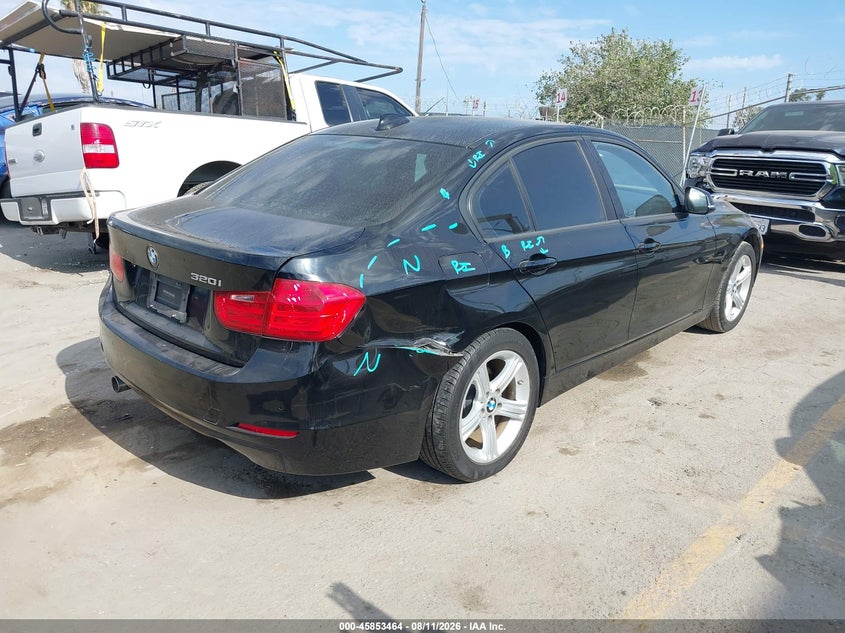 2015 BMW 3er VIN WBA3B1G56FNT04649 IAAI salvage auction — RIGHT REAR, Salvage (California), sold $3,250 on 2026-08-19 (photo 4)