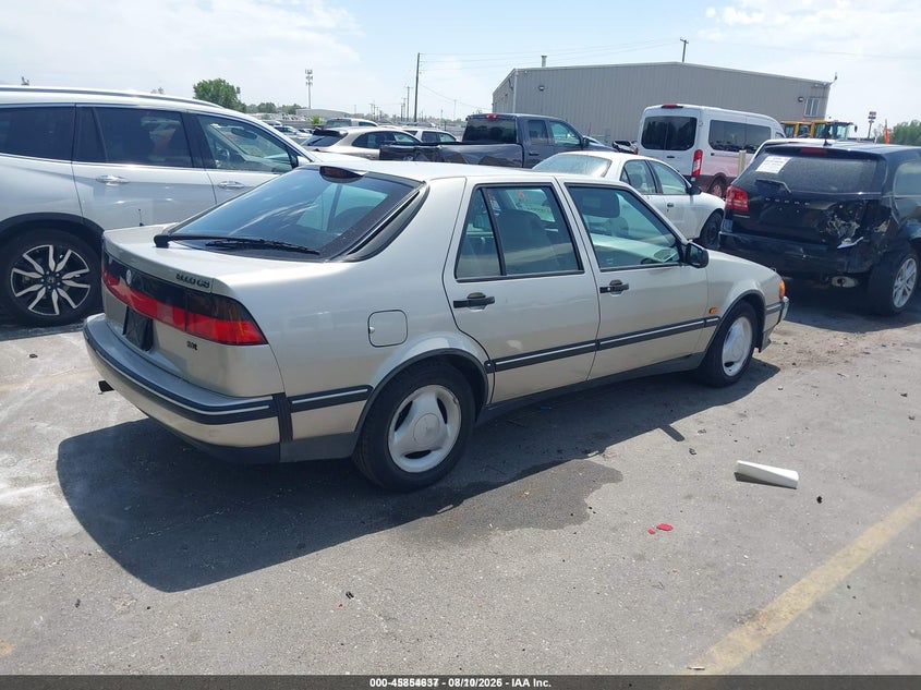 1997 Saab 9000 VIN YS3CD68UXV1024036 IAAI salvage auction — FRONT & REAR, Salvage (Idaho), sold $250 on 2026-09-17 (photo 4)
