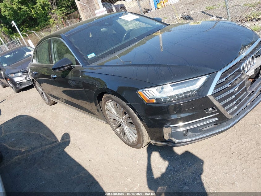 2019 Audi A8 VIN WAU8DAF89KN003301 — IAAI salvage auction photo