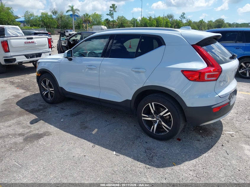 2024 Volvo Xc40 VIN YV4L12UK5R2201862 IAAI salvage auction — FRONT END, Wait Title, sold $9,500 on 2026-09-06 (photo 3)