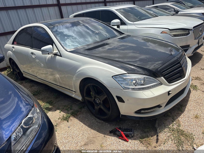 2011 Mercedes-benz S class VIN WDDNG7BB9BA397106 IAAI salvage auction — NORMAL WEAR, Clear (Texas), sold $1,250 on 2026-08-13 (photo 1)