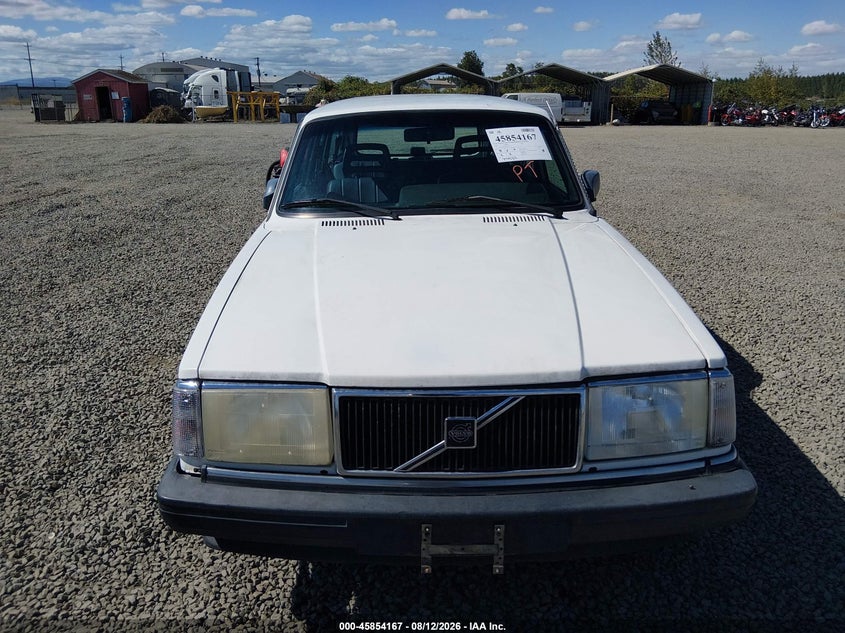 1989 Volvo 240 VIN YV1AX8853K1830431 IAAI salvage auction — NORMAL WEAR, Clear - Public Restricted (Oregon), sold $100 on 2026-08-17 (photo 6)