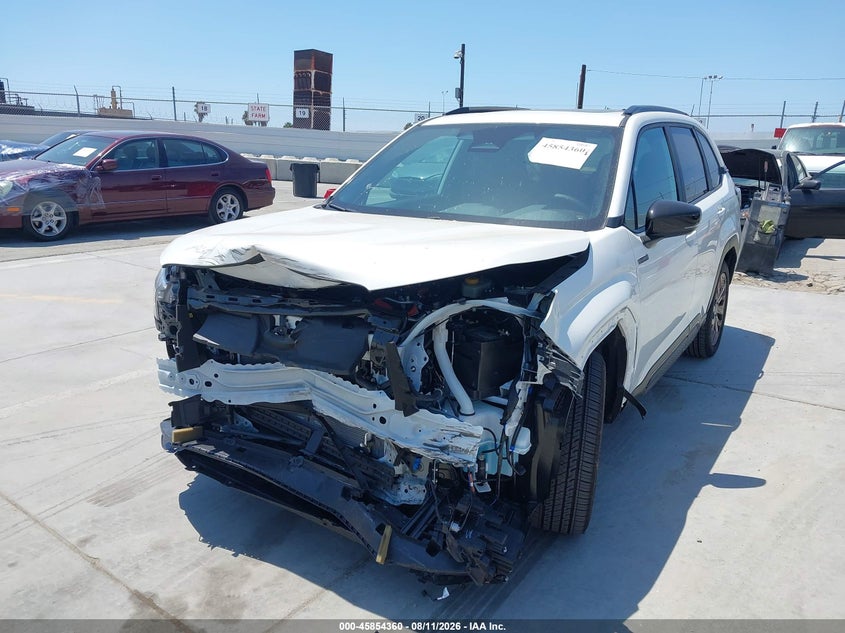 2026 Subaru Forester VIN 4S4SLSJ76T3065280 IAAI salvage auction — FRONT END, Wait Title, sold $9,800 on 2026-09-16 (photo 6)