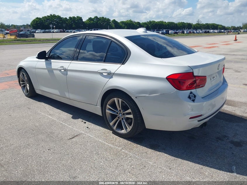 2016 BMW 3er VIN WBA8E9G55GNU27808 IAAI salvage auction — SIDE, Clear (Florida), sold $2,900 on 2026-08-13 (photo 3)