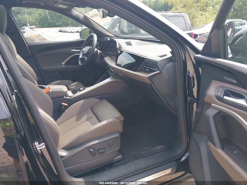 2025 Audi Q5 VIN WA12AAGU4S2075287 IAAI salvage auction — MECHANICAL, Wait Title, sold $21,200 on 2026-10-08 (photo 5)