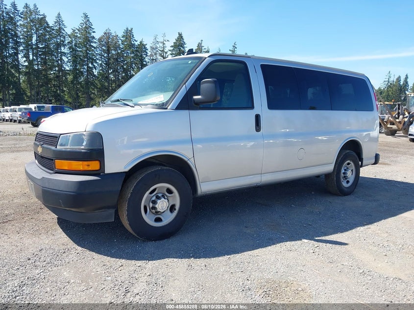 2019 Chevrolet Express 2500 VIN 1GAWGEFG8K1282224 IAAI salvage auction — NORMAL WEAR, Sf97 (Washington), sold $18,000 on 2026-08-26 (photo 2)