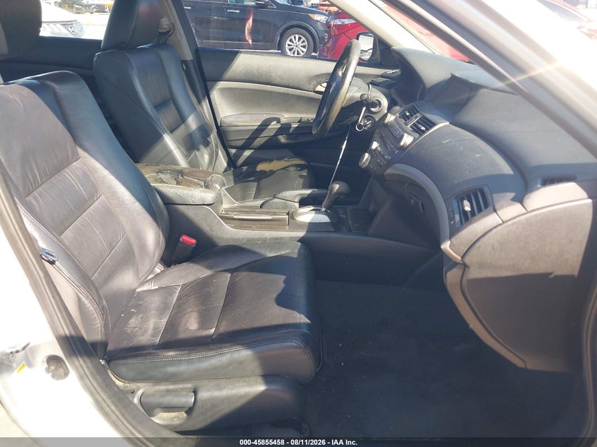 2011 Honda Accord VIN 1HGCP2F6XBA017984 IAAI salvage auction — FRONT END, Rebuildable (Florida), sold $950 on 2026-09-06 (photo 5)