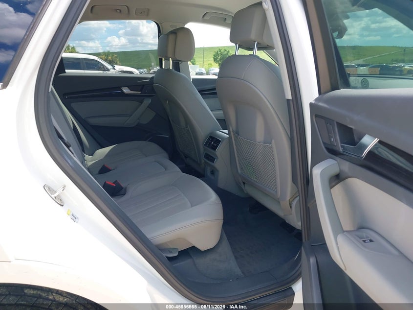 2019 Audi Q5 VIN WA1ANAFY3K2054418 IAAI salvage auction — FRONT END, Salvage Title, sold $8,975 on 2026-09-05 (photo 8)
