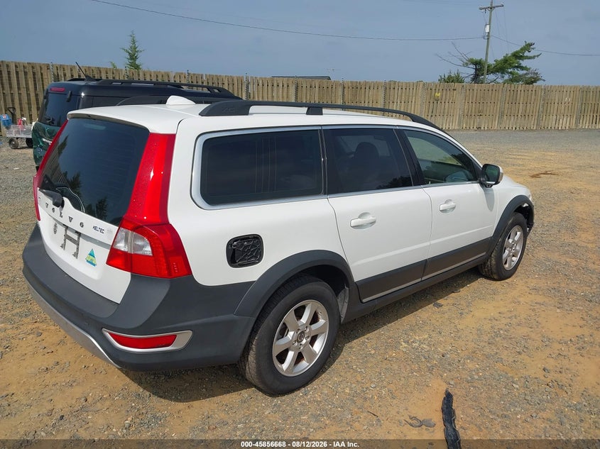 2011 Volvo Xc70 VIN YV4952BL8B1097096 IAAI salvage auction — RIGHT FRONT, Clear (Virginia), sold $1,100 on 2026-08-17 (photo 4)