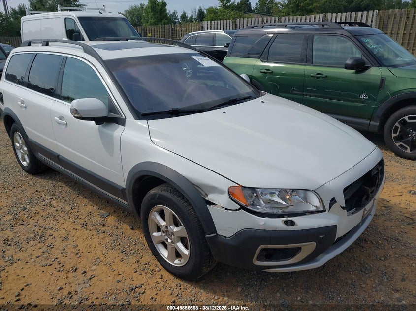2011 Volvo Xc70 VIN YV4952BL8B1097096 IAAI salvage auction — RIGHT FRONT, Clear (Virginia), sold $1,100 on 2026-08-17 (photo 6)