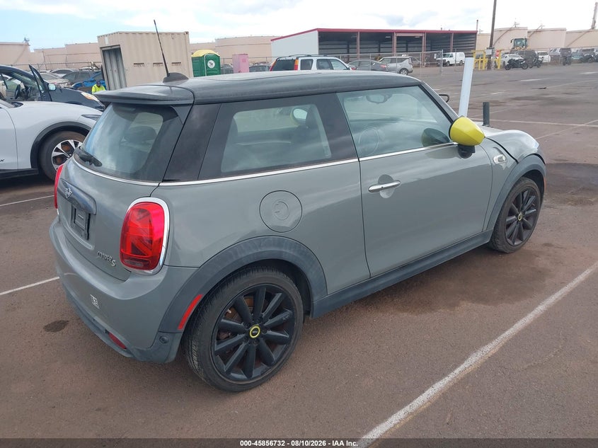 2021 Mini Hard top VIN WMWXP3C0XM2M93913 IAAI salvage auction — FRONT END, Salvage (Illinois), sold $1,525 on 2026-08-18 (photo 4)