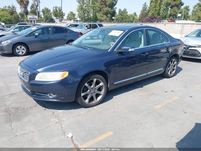 2011 Volvo S80 VIN YV1940ASXB1135733 IAAI salvage auction — NORMAL WEAR, Clear - Dealer Only (California), sold $125 on 2026-08-17 (photo 2)