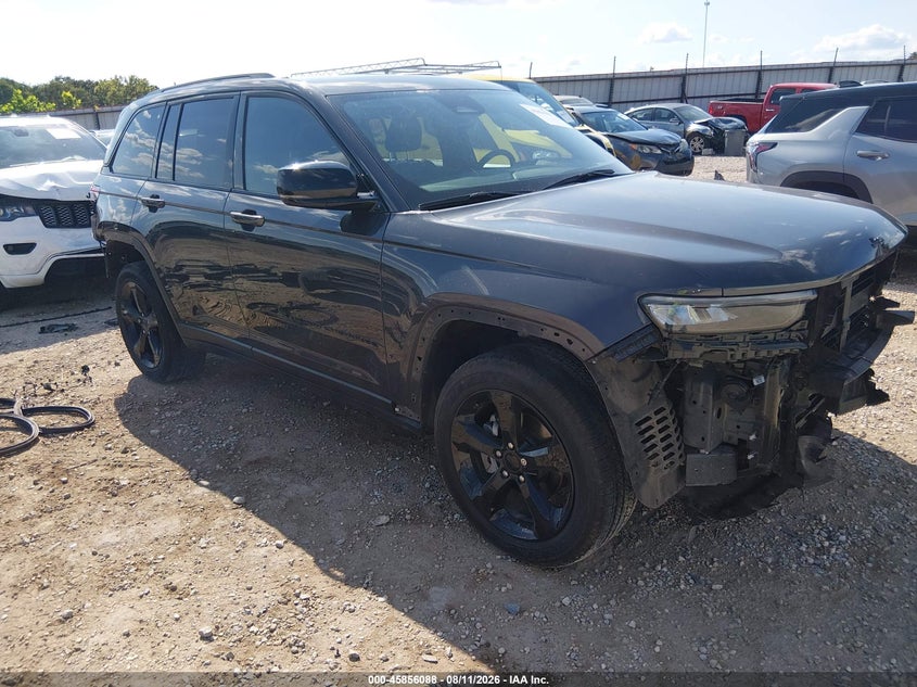 2024 Jeep Grand cherokee VIN 1C4RJHAG9RC151543 IAAI salvage auction — FRONT & REAR, Salvage Title, sold $13,800 on 2026-08-30 (photo 1)