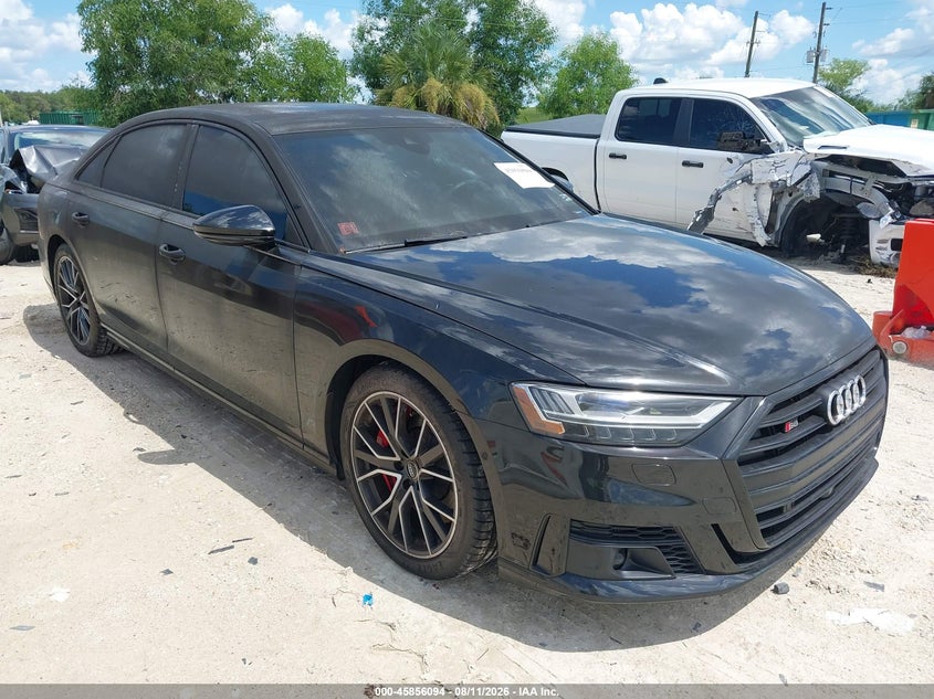2020 Audi S8 VIN WAU8SAF87LN006883 — IAAI salvage auction photo