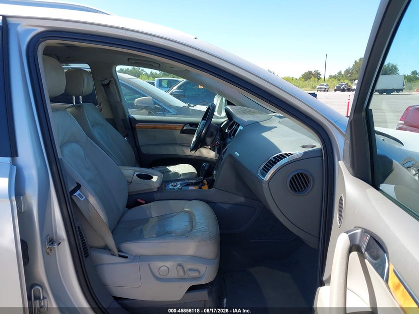 2008 Audi Q7 VIN WA1BY74LX8D059683 IAAI salvage auction — RIGHT SIDE, Original (Texas), sold $375 on 2026-09-26 (photo 5)
