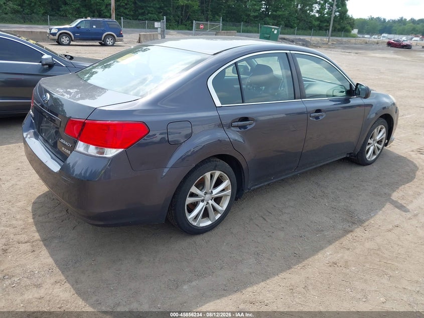 2013 Subaru LEGACY VIN 4S3BMBG63D3016958 IAAI salvage auction — NORMAL WEAR, Salvage Title, sold $625 on 2026-10-03 (photo 4)