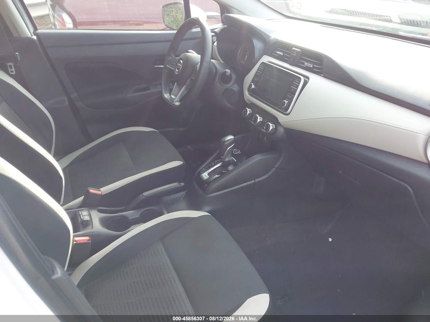 2021 Nissan Versa VIN 3N1CN8EV9ML827251 IAAI salvage auction — RIGHT SIDE, Salvage Title, sold $2,975 on 2026-09-10 (photo 5)