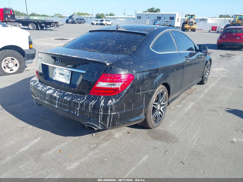 2013 Mercedes-benz C class VIN WDDGJ5HB6DF942805 IAAI salvage auction — NORMAL WEAR, Clear (Florida), sold $2,450 on 2026-08-17 (photo 4)