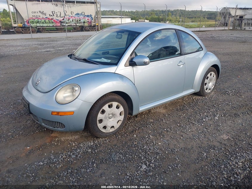 2010 Volkswagen Beetle VIN 3VWPG3AGXAM017441 IAAI salvage auction — NORMAL WEAR, Clear (North Carolina), sold $750 on 2026-09-03 (photo 2)