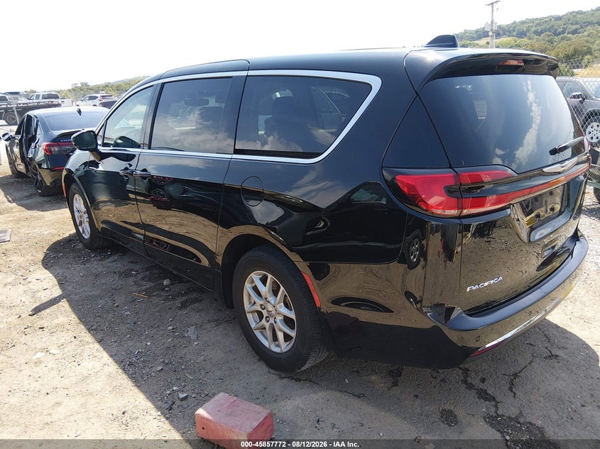 2024 Chrysler Pacifica VIN 2C4RC1BG1RR194104 IAAI salvage auction — ENGINE DAMAGE, Salvage Title, sold $11,950 on 2026-08-19 (photo 3)