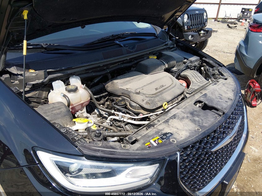 2024 Chrysler Pacifica VIN 2C4RC1BG1RR194104 IAAI salvage auction — ENGINE DAMAGE, Salvage Title, sold $11,950 on 2026-08-19 (photo 6)
