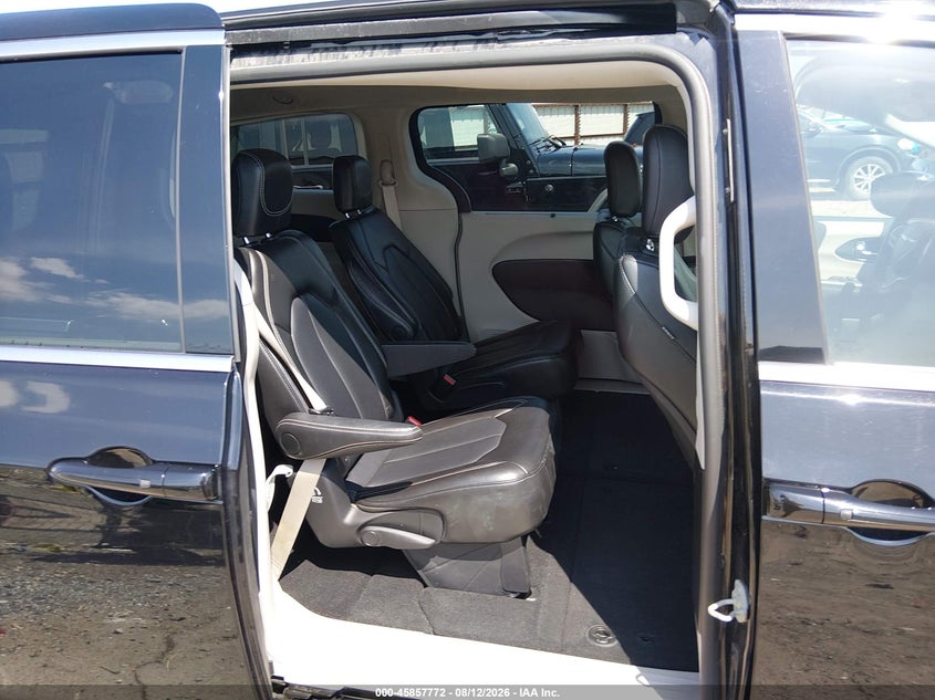2024 Chrysler Pacifica VIN 2C4RC1BG1RR194104 IAAI salvage auction — ENGINE DAMAGE, Salvage Title, sold $11,950 on 2026-08-19 (photo 8)