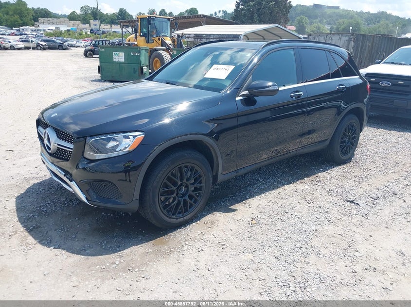 2017 Mercedes-benz Glc VIN WDC0G4KB7HF149543 IAAI salvage auction — RIGHT SIDE, Salvage Title, sold $5,700 on 2026-08-26 (photo 2)