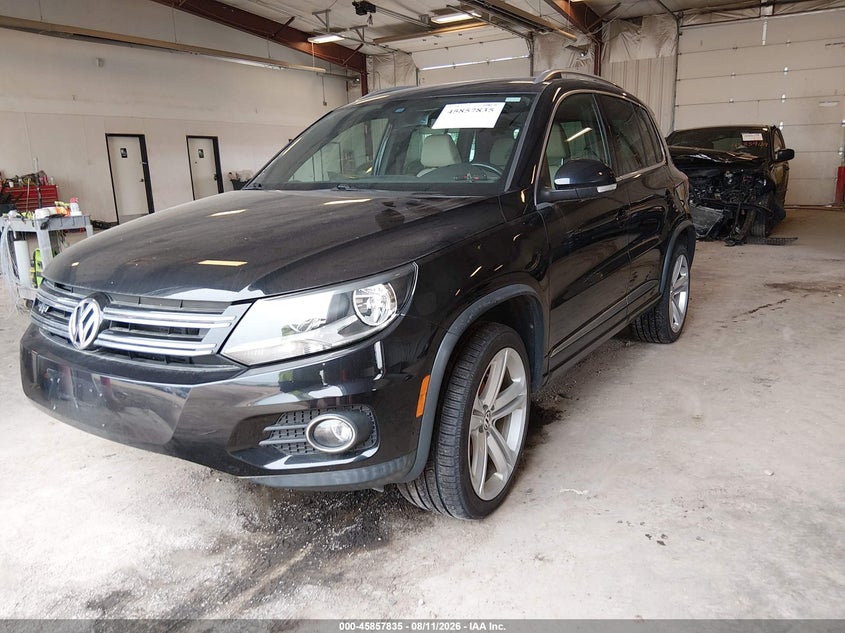 2016 Volkswagen Tiguan VIN WVGAV7AX5GW060871 IAAI salvage auction — NORMAL WEAR, Clear (Michigan), sold $2,500 on 2026-08-18 (photo 2)