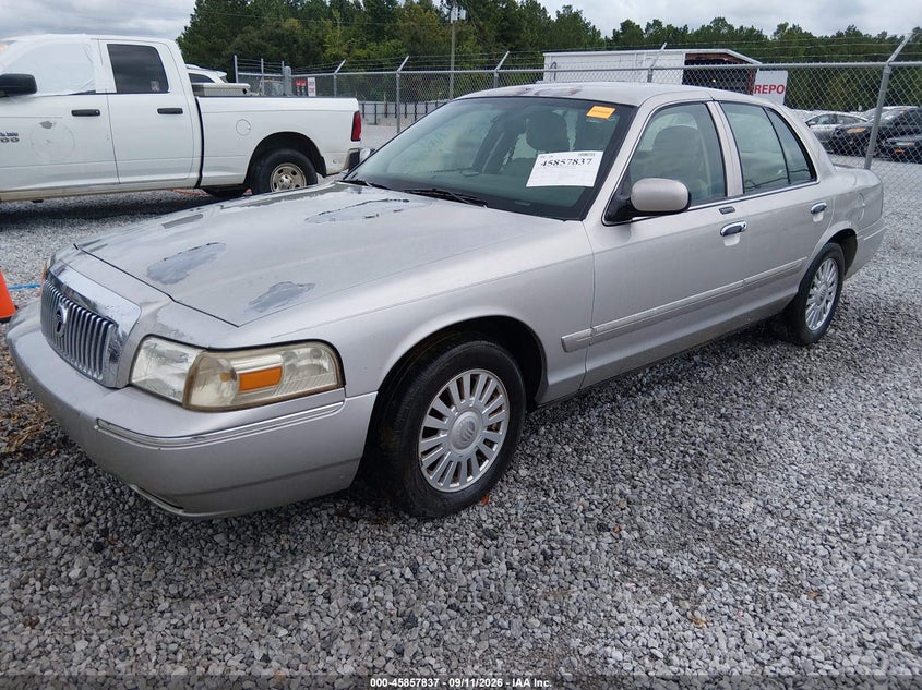 2007 Mercury Grand marquis VIN 2MEFM75V67X623502 IAAI salvage auction — NORMAL WEAR, Clear (Alabama), sold $250 on 2026-09-17 (photo 2)