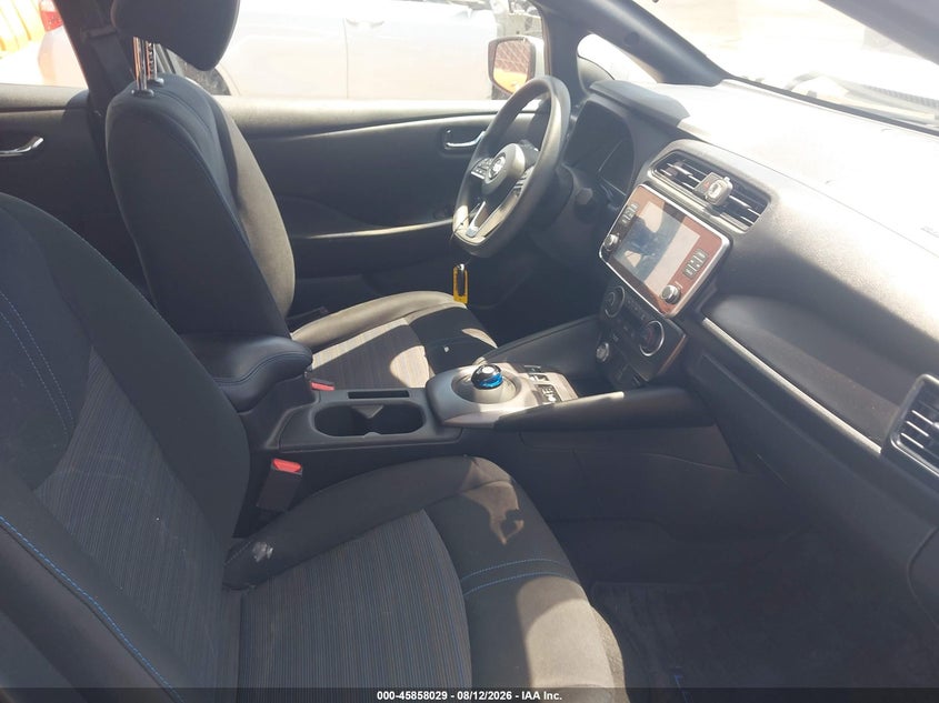 2021 Nissan Leaf VIN 1N4AZ1BV5MC553228 IAAI salvage auction — FRONT END, Salvage Title, sold $2,250 on 2026-08-20 (photo 5)