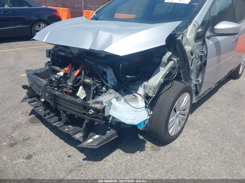 2021 Nissan Leaf VIN 1N4AZ1BV5MC553228 IAAI salvage auction — FRONT END, Salvage Title, sold $2,250 on 2026-08-20 (photo 6)