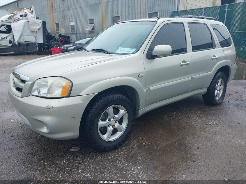 2005 Mazda Tribute VIN 4F2CZ04195KM60825 IAAI salvage auction — REAR END, Salvage (Indiana), sold $500 on 2026-08-31 (photo 2)