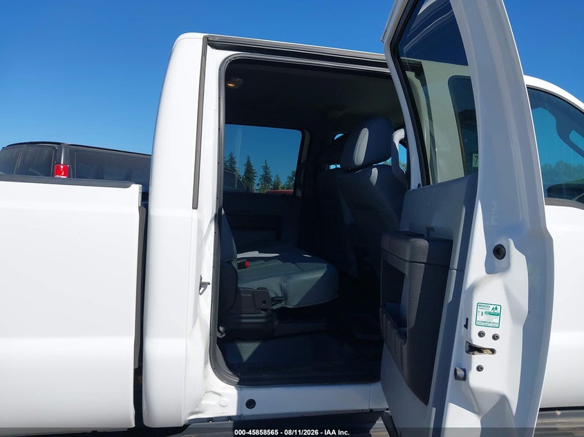 2016 Ford F-250 VIN 1FT7W2BT7GEC88094 IAAI salvage auction — NORMAL WEAR, Sf97 (Washington), sold $28,950 on 2026-08-26 (photo 8)