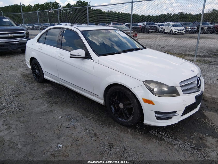 2013 Mercedes-benz C-klasse VIN WDDGF8AB0DR298553 IAAI salvage auction — NORMAL WEAR, Clear (Georgia), sold $700 on 2026-08-21 (photo 1)
