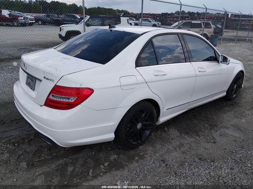 2013 Mercedes-benz C-klasse VIN WDDGF8AB0DR298553 IAAI salvage auction — NORMAL WEAR, Clear (Georgia), sold $700 on 2026-08-21 (photo 4)
