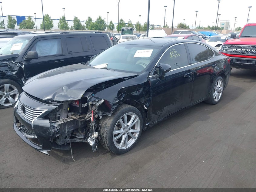 2013 Lexus ES VIN JTHBK1GG5D2059842 IAAI salvage auction — LEFT FRONT, Salvage Title, sold $2,300 on 2026-09-07 (photo 2)