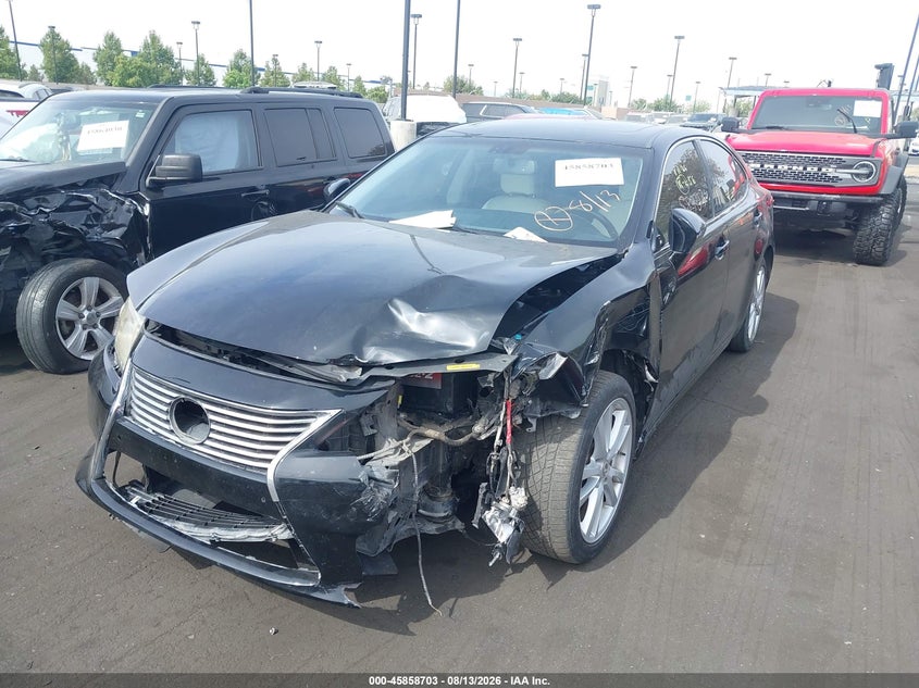 2013 Lexus ES VIN JTHBK1GG5D2059842 IAAI salvage auction — LEFT FRONT, Salvage Title, sold $2,300 on 2026-09-07 (photo 6)