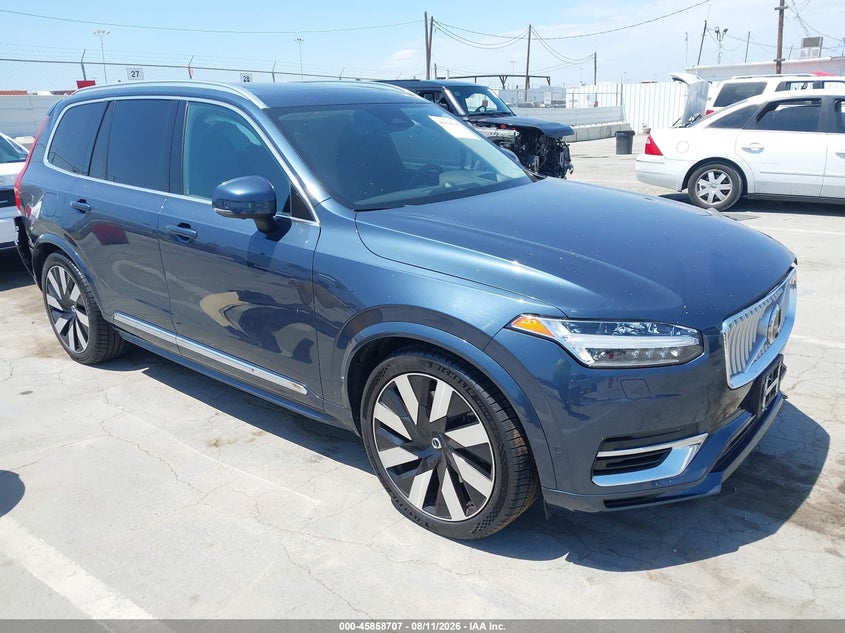 2023 Volvo Xc90 VIN YV4H600A4P1974768 — IAAI salvage auction photo