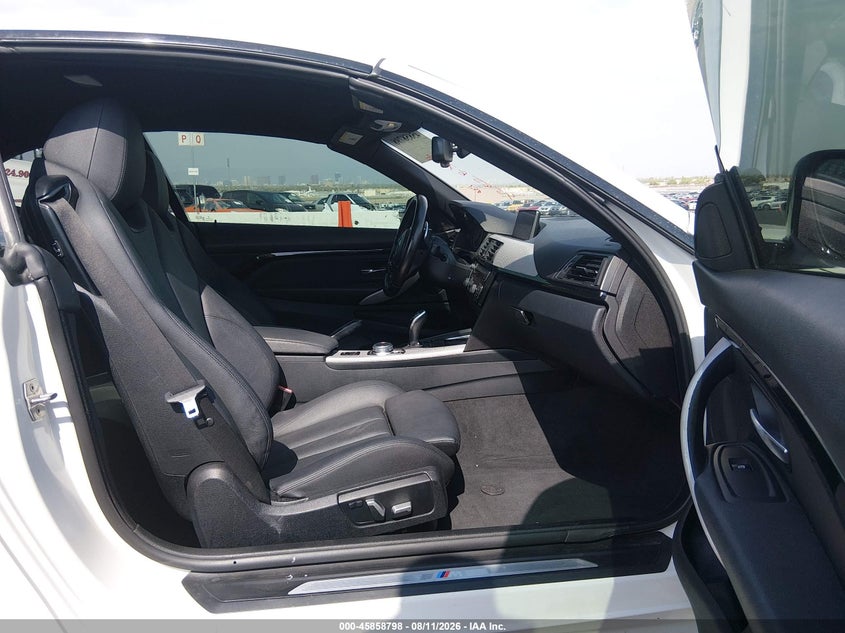 2017 BMW 4er VIN WBA4U7C31H5J54801 IAAI salvage auction — NORMAL WEAR, Wait Title, sold $7,950 on 2026-08-21 (photo 5)