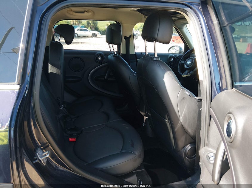 2013 Mini Countryman VIN WMWZC3C58DWP22940 IAAI salvage auction — NORMAL WEAR, Clear (Florida), sold $250 on 2026-08-22 (photo 8)