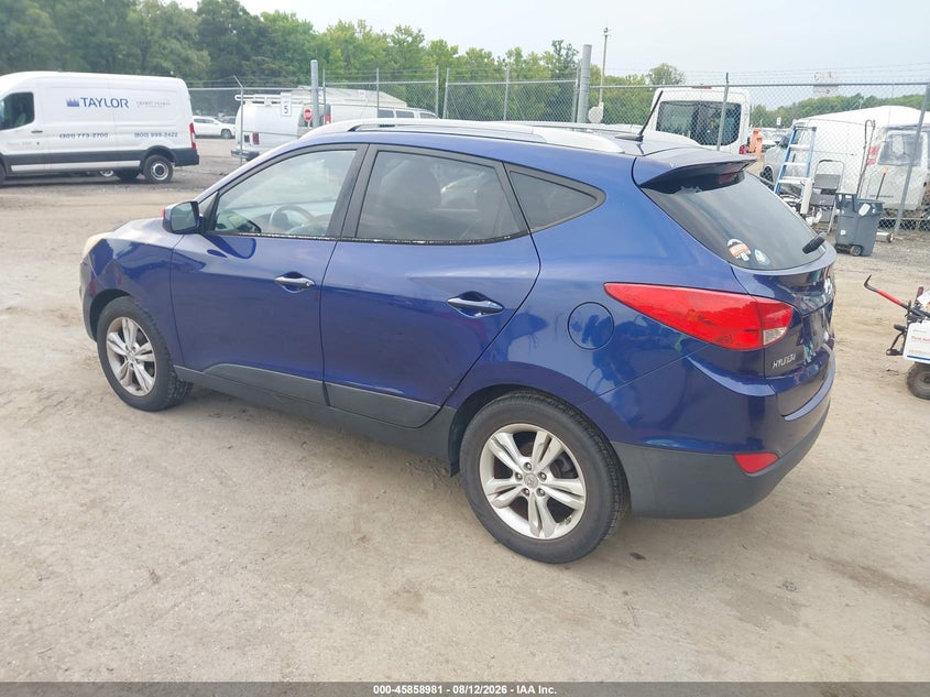 2011 Hyundai Tucson VIN KM8JU3ACXBU243633 IAAI salvage auction — NORMAL WEAR, Clear-Dealer Only (North Carolina), sold $1,775 on 2026-08-27 (photo 3)