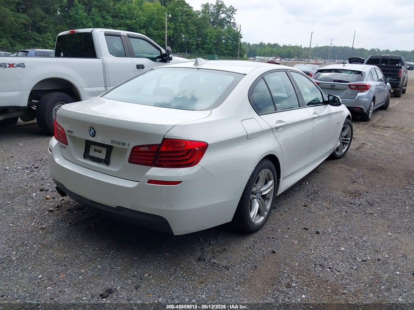 2014 BMW 5 series VIN WBA5A7C54ED612279 IAAI salvage auction — NORMAL WEAR, Clear (Virginia), sold $2,450 on 2026-08-19 (photo 4)