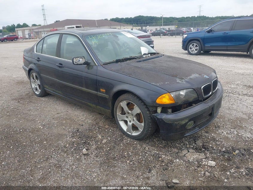 2001 BMW 3 series VIN WBAAV53401JR79531 IAAI salvage auction — FRONT END, Clear (Wisconsin), sold $275 on 2026-08-18 (photo 1)