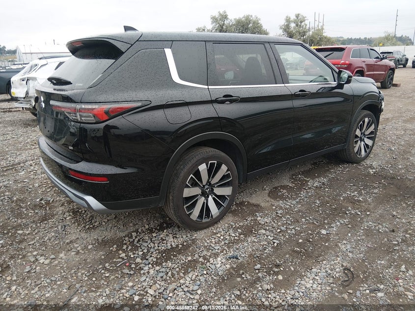 2025 Mitsubishi Outlander VIN JA4J4VA87SZ043205 IAAI salvage auction — FRONT END, Enterprise Vehicles Clear Only (Ohio), sold $12,500 on 2026-08-20 (photo 4)