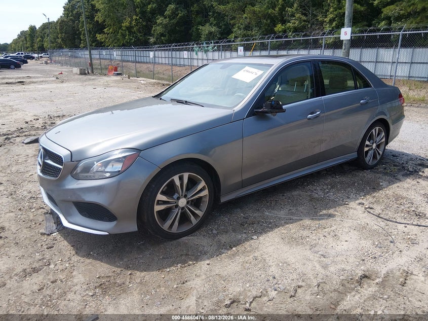 2014 Mercedes-benz E-klasse VIN WDDHF5KB8EA810786 IAAI salvage auction — NORMAL WEAR, Clear (Georgia), sold $725 on 2026-08-20 (photo 2)