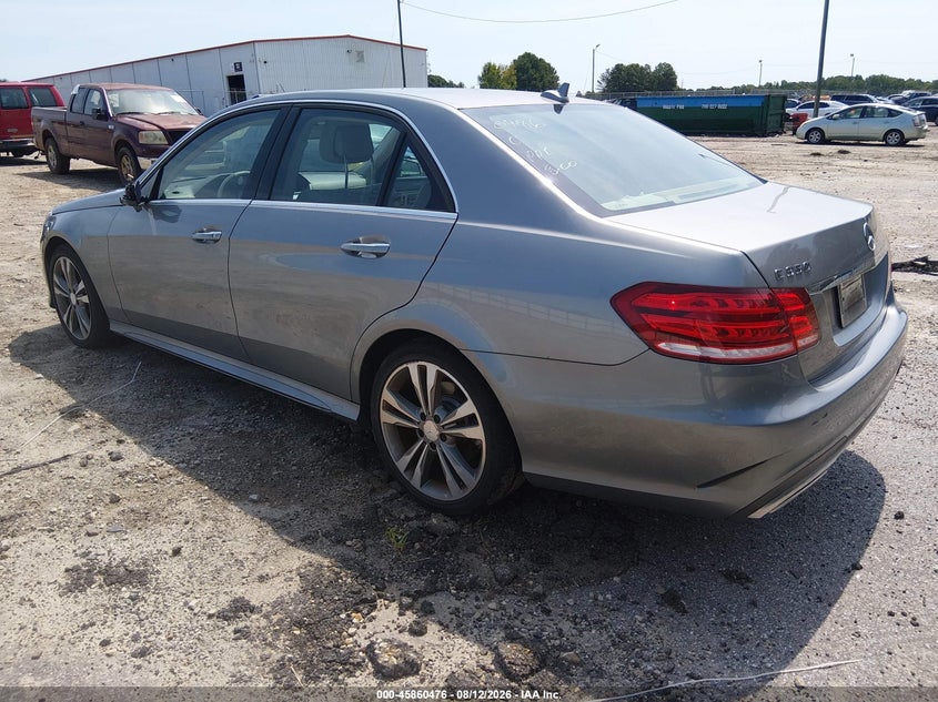 2014 Mercedes-benz E-klasse VIN WDDHF5KB8EA810786 IAAI salvage auction — NORMAL WEAR, Clear (Georgia), sold $725 on 2026-08-20 (photo 3)